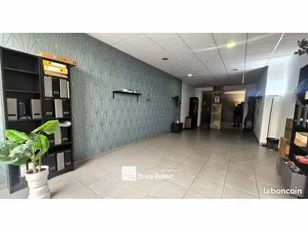 bureaux 60 m²