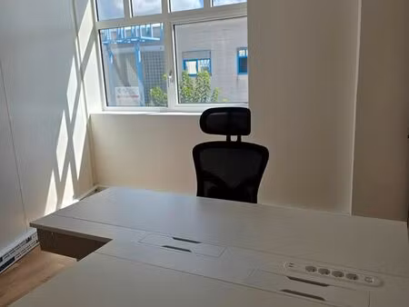 location bureau équipé de 13m² - rénovation neuve - proche métro jean jaurès