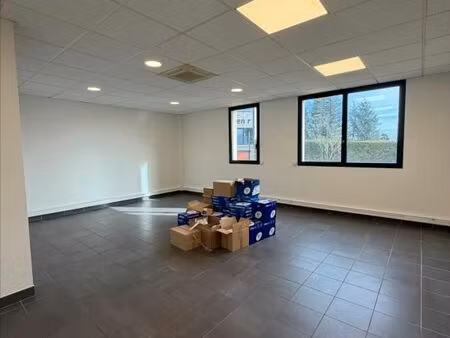 bureau 38 m²