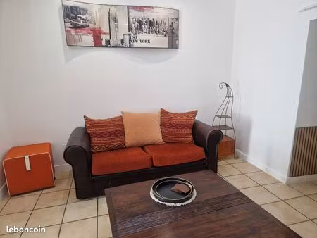 appartement t2 de 32 m² avec jardinet – bruyères-le-châtel