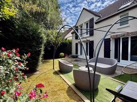 maison 7 pièces 143 m²
