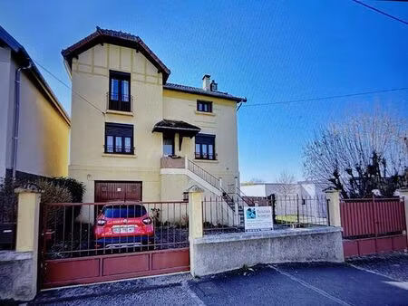 vends maison avec piscine