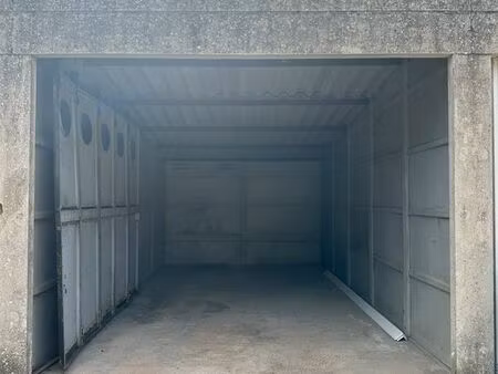 garage à louer