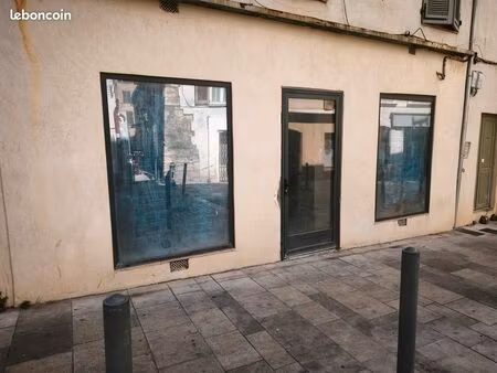 murs commerciaux