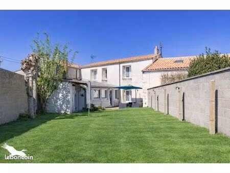 maison de ville 6 pièces 120 m²