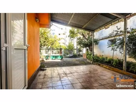 villa 77 m² saint denis