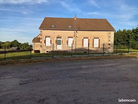 maison avec terrain a louer