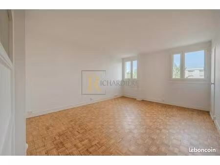 appartement 4 pièces 77 m²