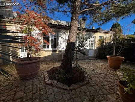 charmante petite maison