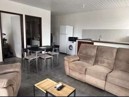 appartement t2 meublé  mana bourg