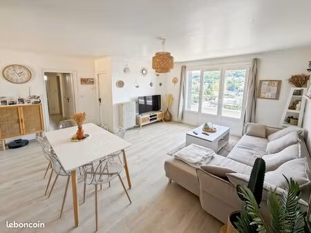appartement 4 pièces 75 m²