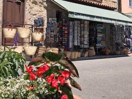 fonds de commerce souvenirs - a vendre -