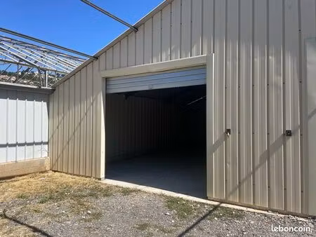 entrepôt de stockage