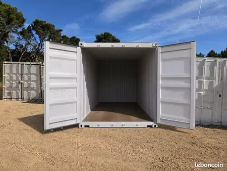 box de stockage 14 m2