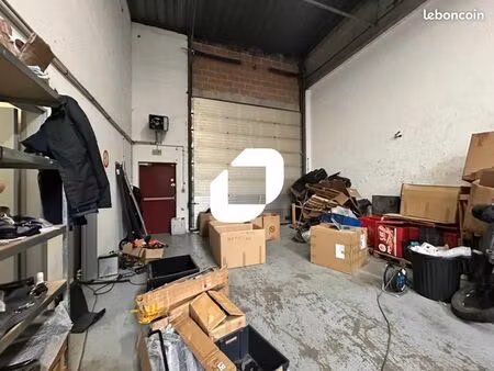 local d'activité 288 m²