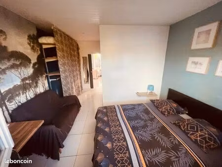 f2 meublé et décoré charges incluses