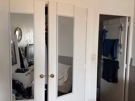 studio a louer a l'année
