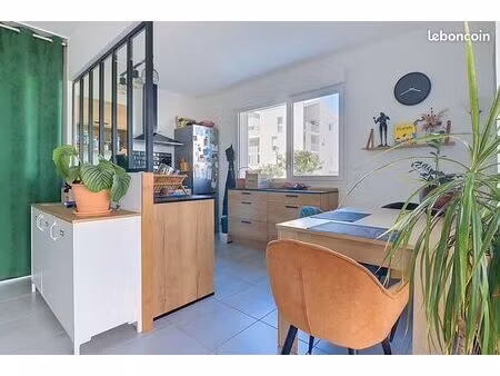 appartement 3 pièces 60 m²