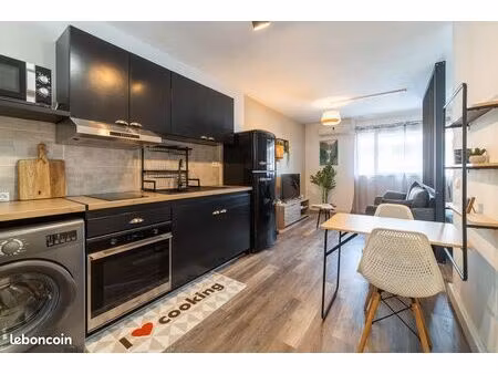 grand studio 30m² rénové – clinique & université 2 min – tout équipé