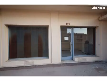 location local commercial