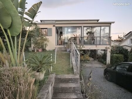villa 4 pièces 84 m²