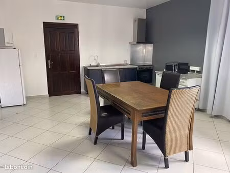 loue appartement meublé