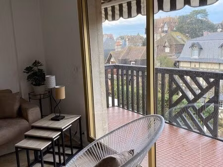 f1 - deauville / grande terrasse / cuisine séparée