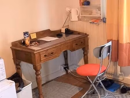 studette chez l'habitant