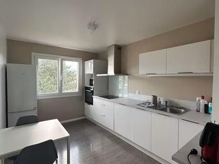 t2 rénové à neuf  chauffage compris  meublé