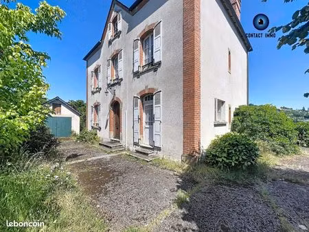 maison 7 pièces 194 m²