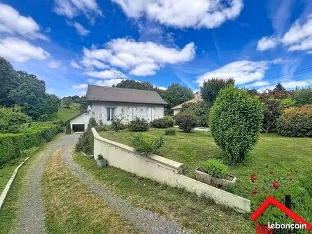 maison 7 pièces 110 m²