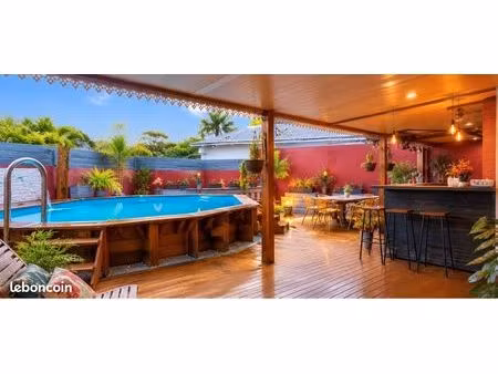 maison familiale 3 chambres + annexe avec piscine – la rivière saint-louis
