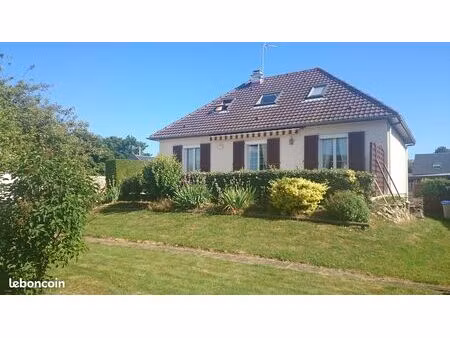 loue maison meublee 120m2 (300m de la mer)