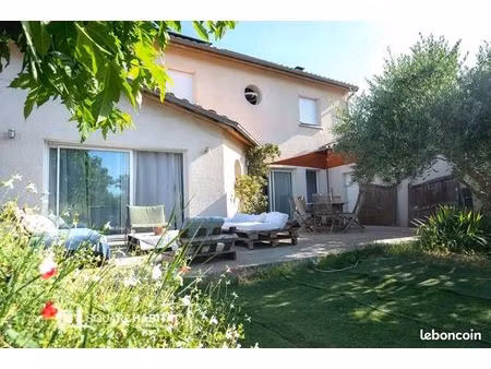 maison 6 pièces 130 m²
