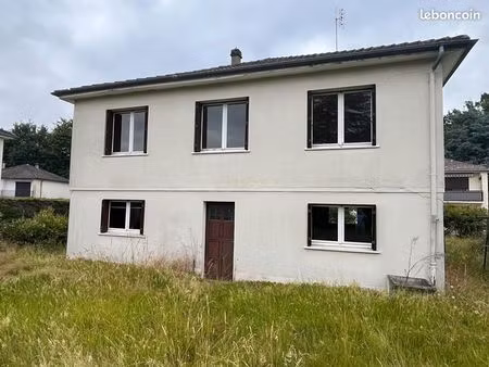 maison 4 pièces 130 m²