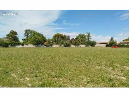 terrain 691 m² chabeuil