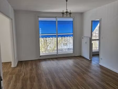 à louer – appartement t3 de 80 m² – dijon (34 avenue des champs perdrix)