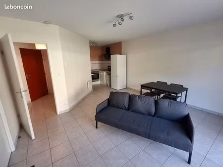 appart t2 meublé 43 m²
