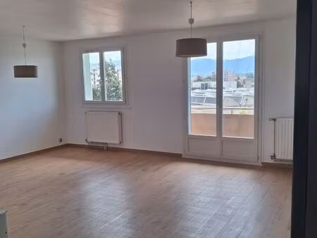appartement moderne et lumineux