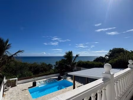 magnifique villa vue mer et ses 2 studios