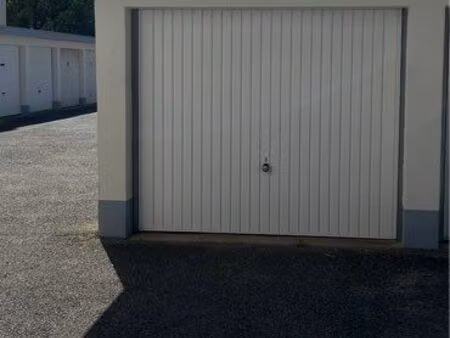 garage sécurisé portes les valence