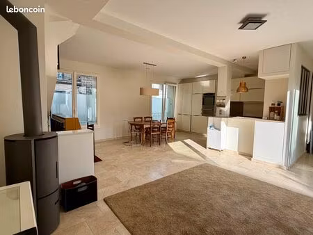 maison familiale indépendante – 5 chambres – dpe c – la défense à 10 min