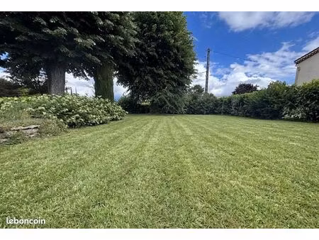 terrain 280 m² bourg de peage