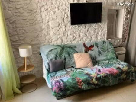 location   studio à l’année