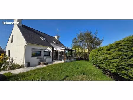 maison 8 pièces 121 m²