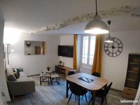 2 pièces meublé tb équipé