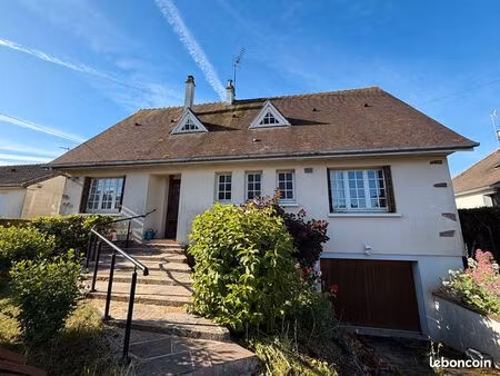 maison 6 pièces 135 m²