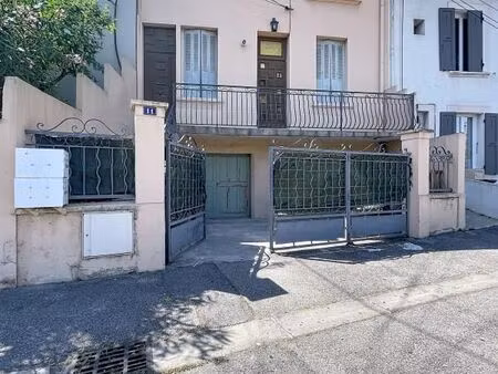 immeuble 6 pièces 114 m²