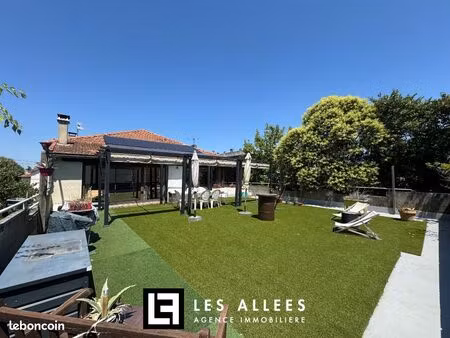 appartement 6 pièces 161 m²