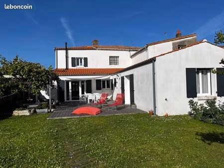 maison de ville  trois chants dolus d’oléron